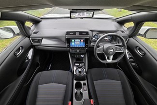 2023 Nissan LEAF - Thumbnail