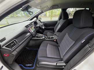 2023 Nissan LEAF - Thumbnail