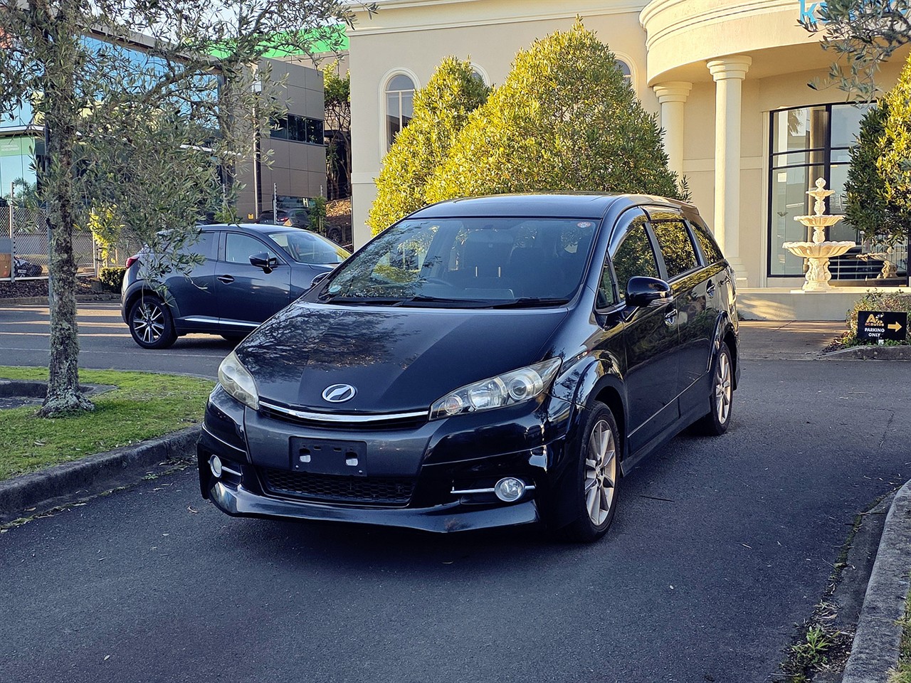 2012 Toyota WISH