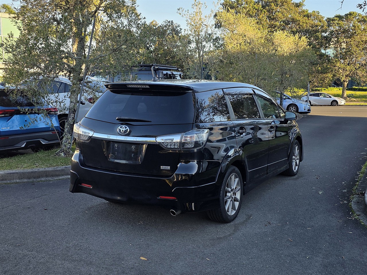2012 Toyota WISH