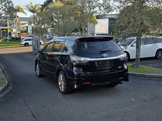 2012 Toyota WISH - Thumbnail