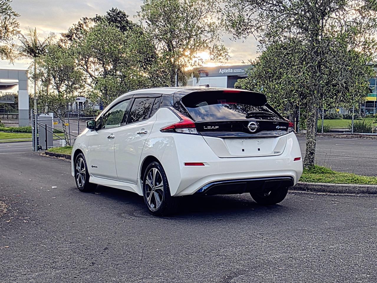 2018 Nissan LEAF