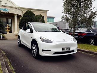 2022 Tesla Model Y - Thumbnail