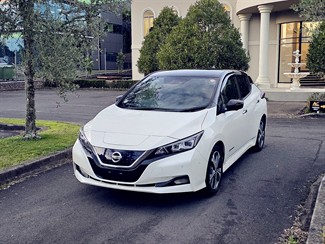 2021 Nissan LEAF - Thumbnail
