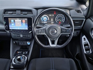 2021 Nissan LEAF - Thumbnail