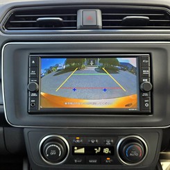 2021 Nissan LEAF - Thumbnail