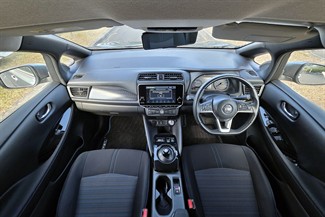 2021 Nissan LEAF - Thumbnail