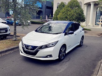 2020 Nissan LEAF - Thumbnail