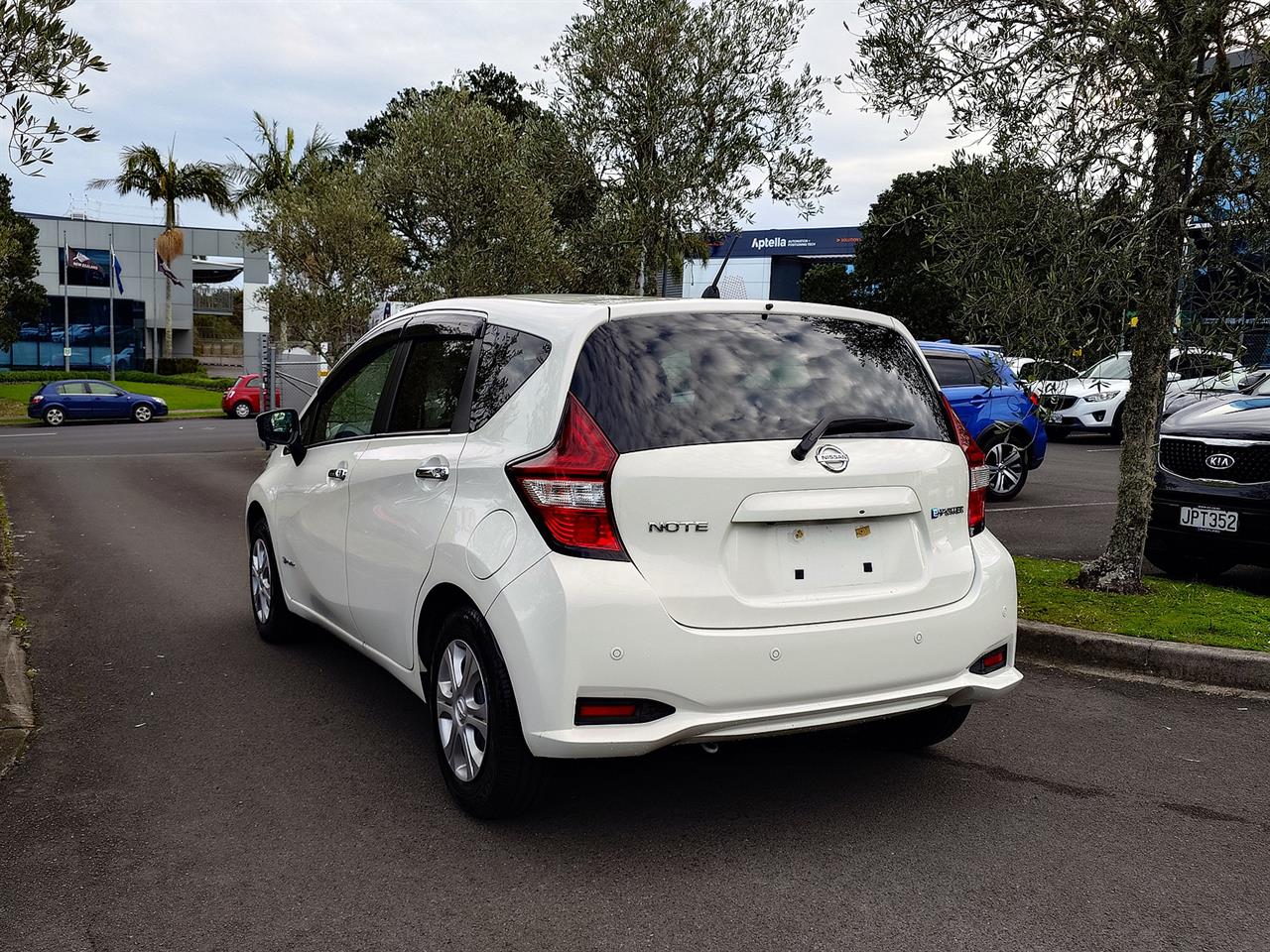 2020 Nissan NOTE