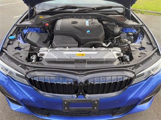 2019 BMW 330e - Thumbnail