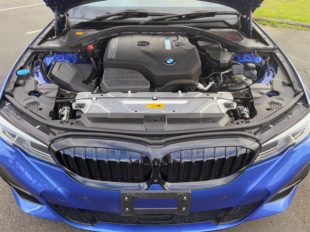 2019 BMW 330e