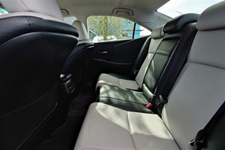 2011 Lexus HS250H - Thumbnail