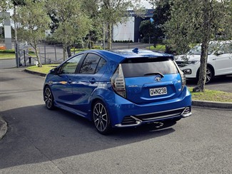 2015 Toyota AQUA - Thumbnail