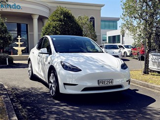 2022 Tesla Model Y - Thumbnail