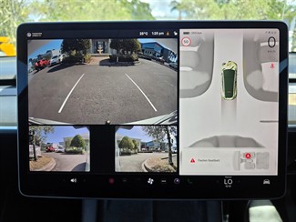 2022 Tesla Model Y - Thumbnail