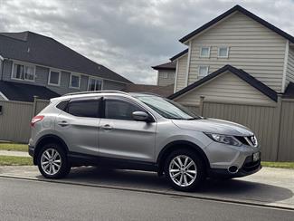 2017 Nissan Qashqai - Thumbnail