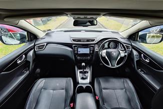 2017 Nissan Qashqai - Thumbnail